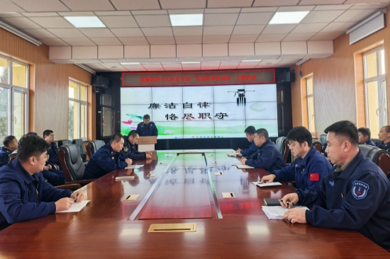 機(jī)械化撲火大隊(duì)黨支部開展 “黨員故事話清風(fēng)”主題活動(dòng)（2）.jpg